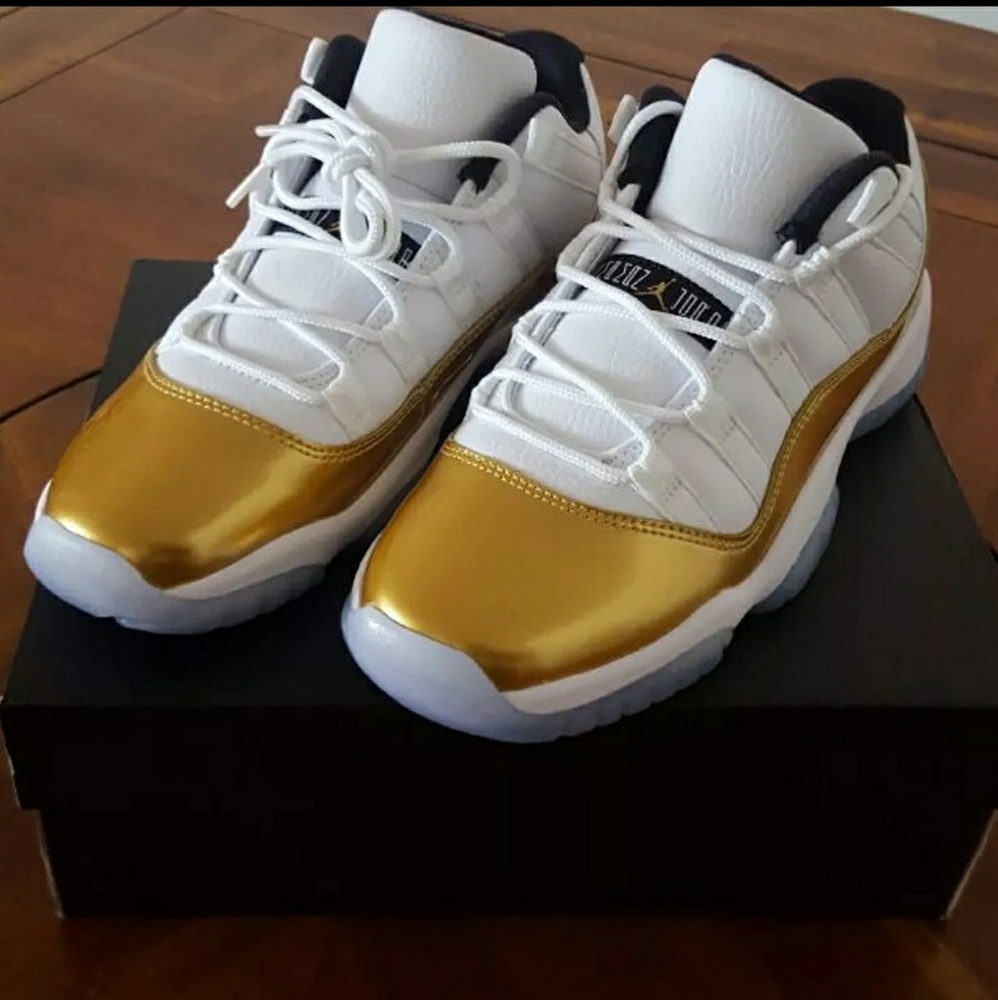 11 lows *dead stock*